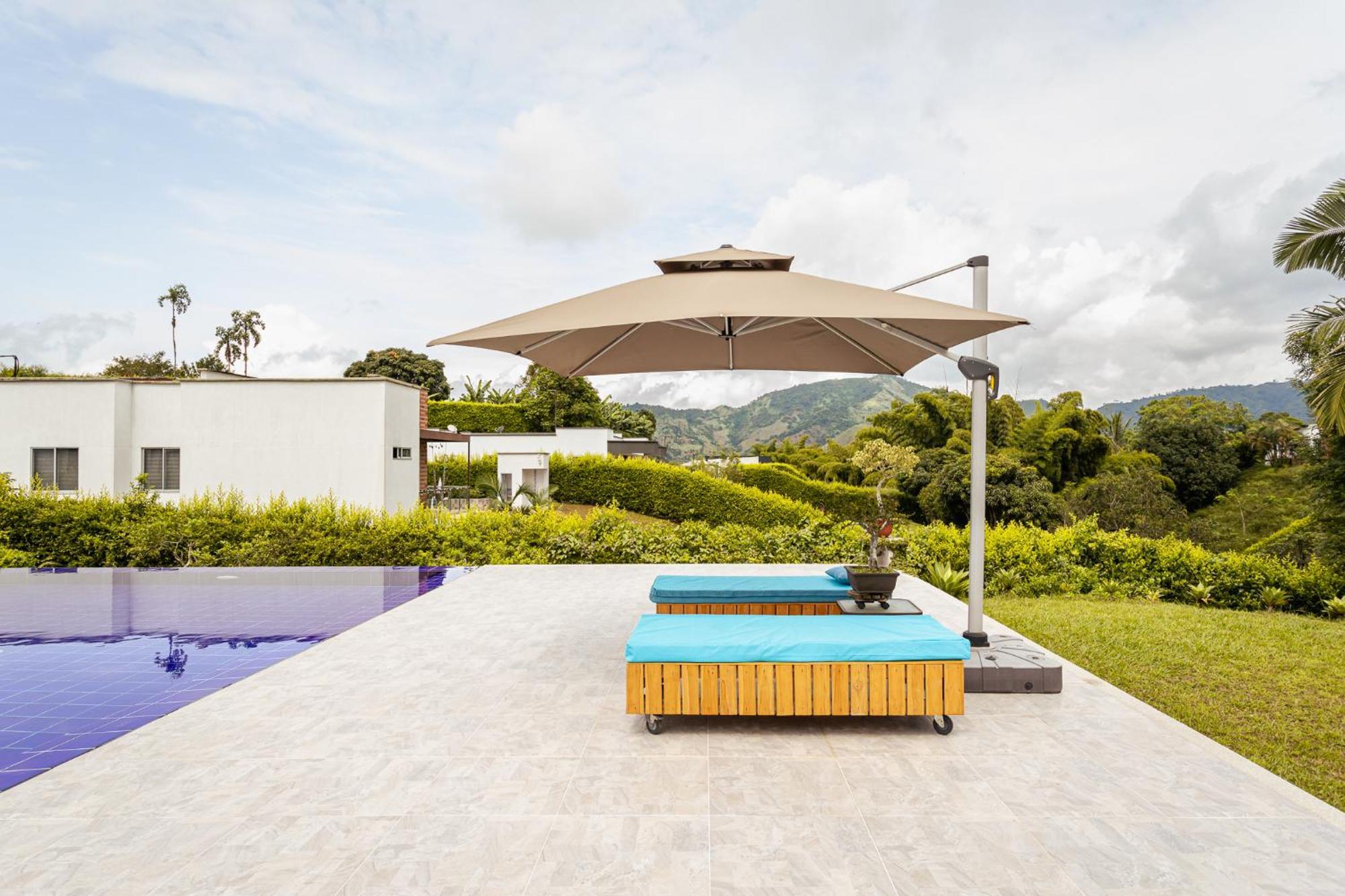Hermosa Casa Campestre A 9 Minutos De La Ciudad ペレイラ エクステリア 写真